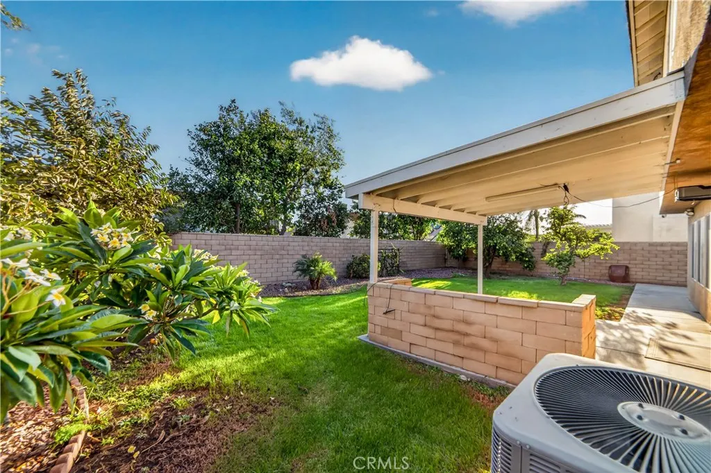 580 E Hazeltine