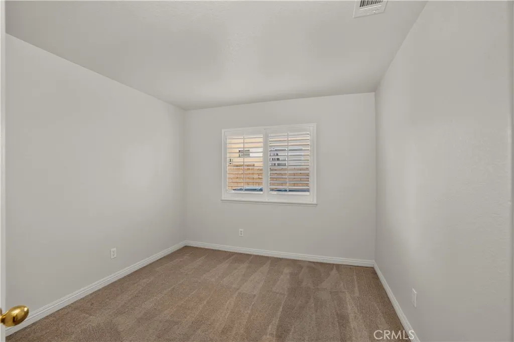 580 E Hazeltine