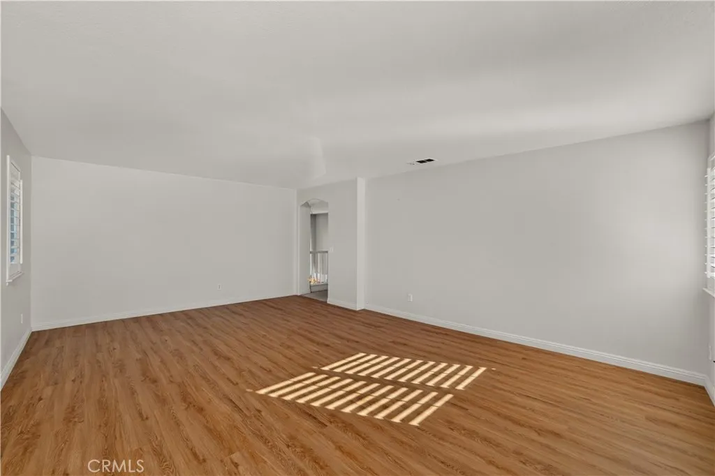 580 E Hazeltine