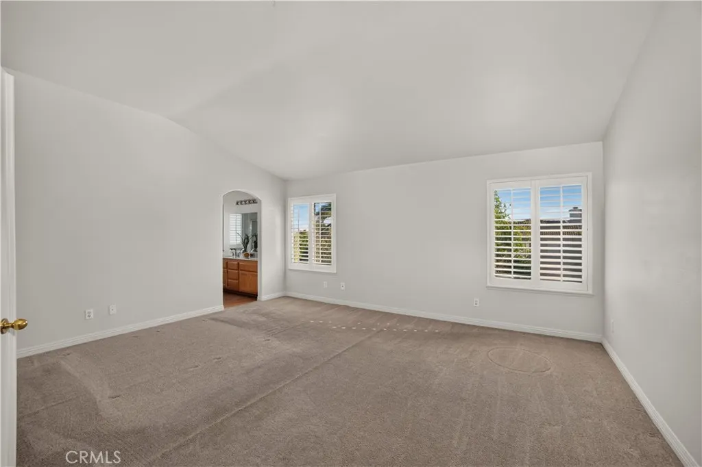 580 E Hazeltine