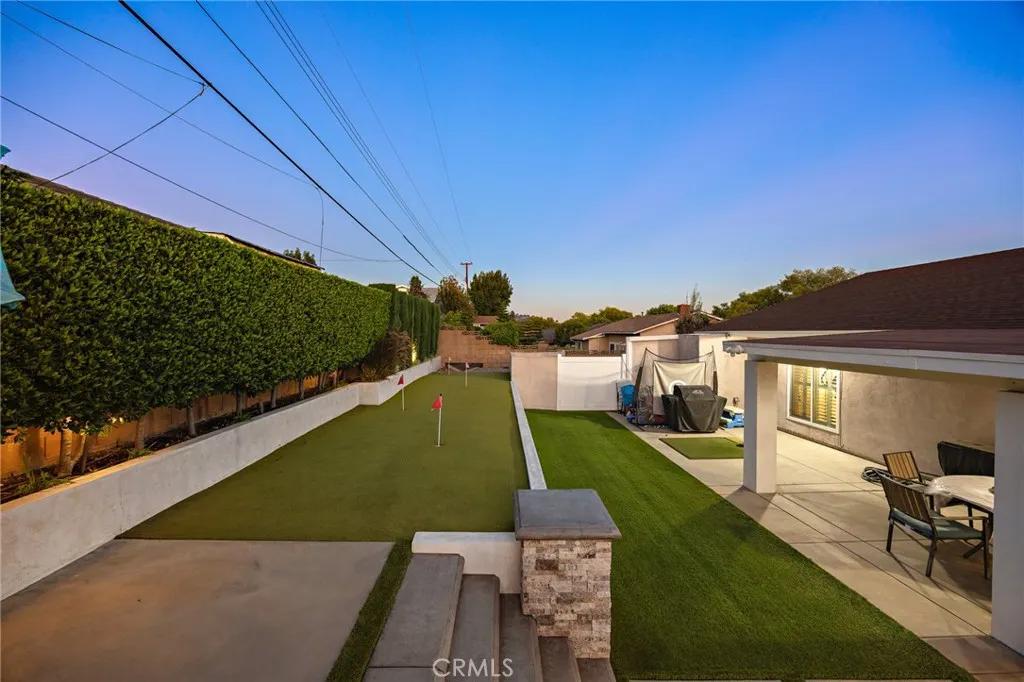 1255 Ruggles Street