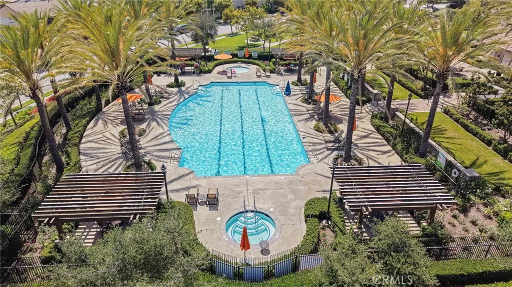 885 E Manresa Drive