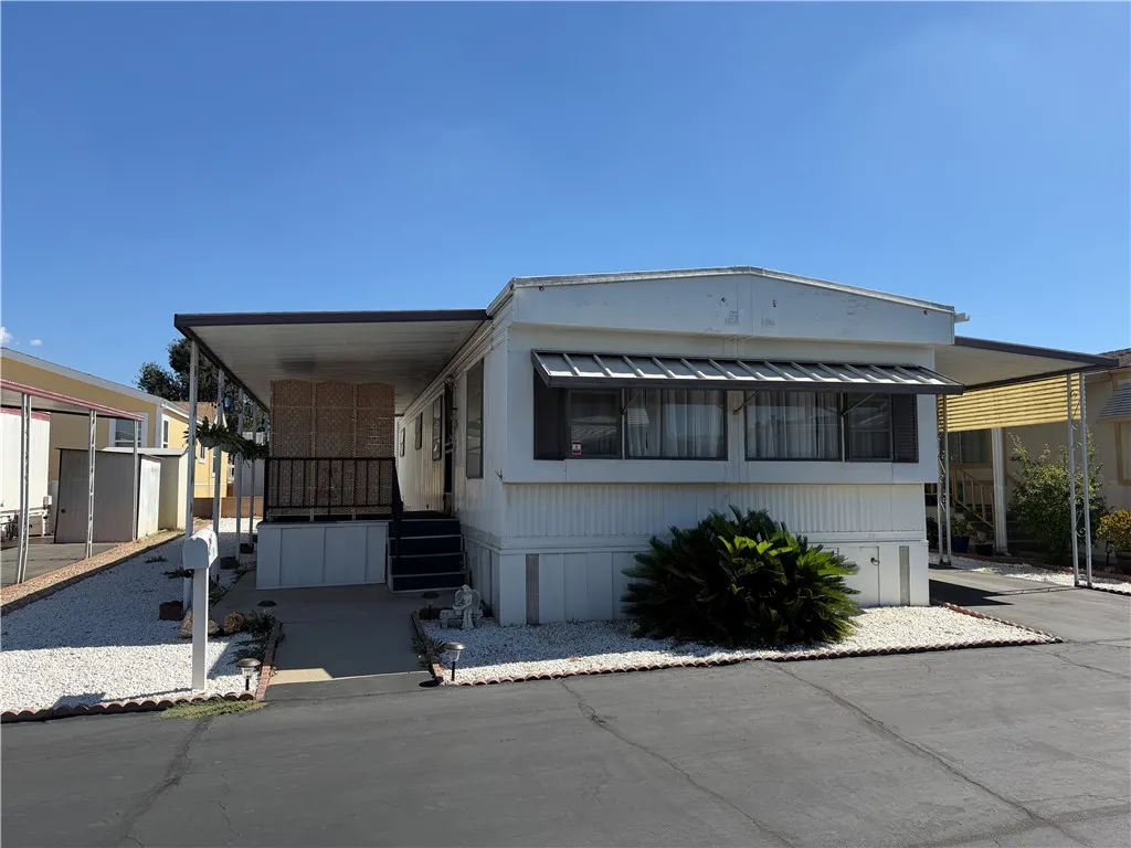 1630 W Covina Blvd #99