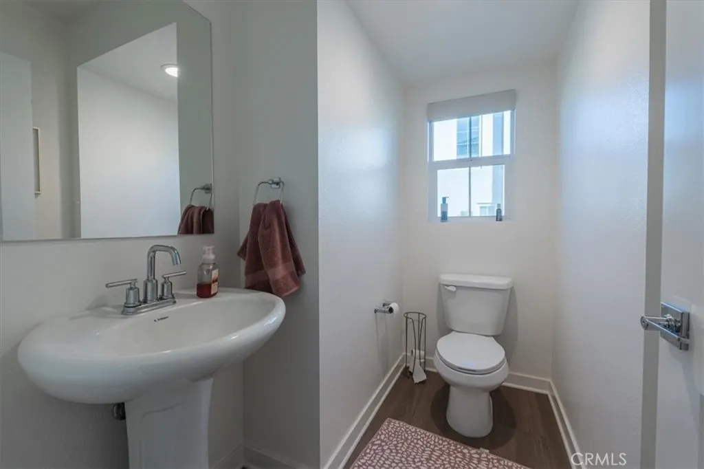 2422 E Encanto Paseo