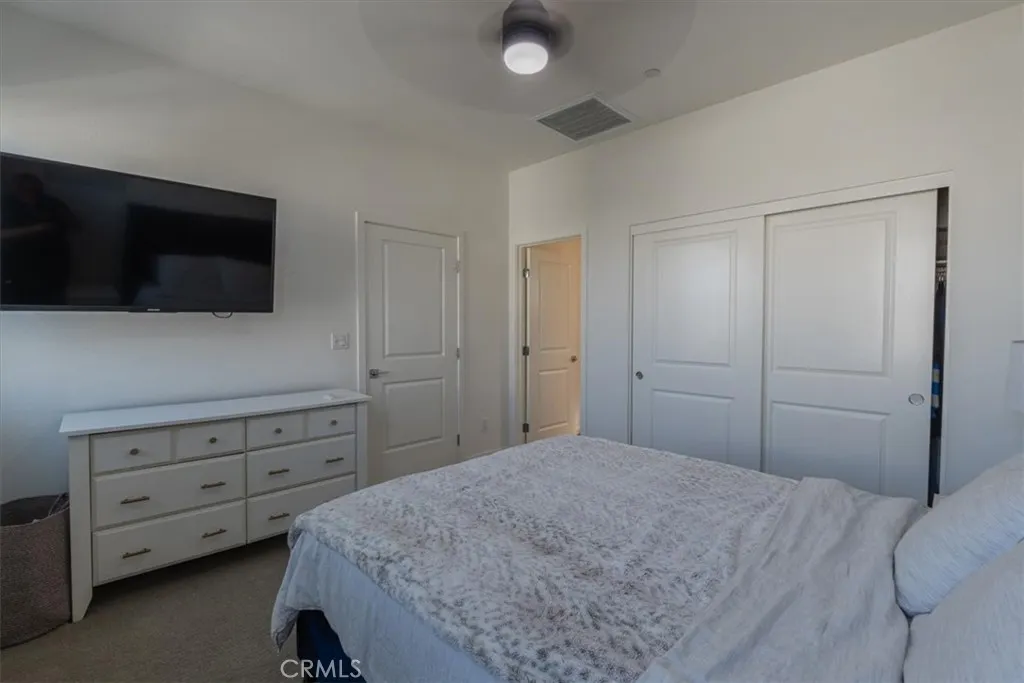 2422 E Encanto Paseo