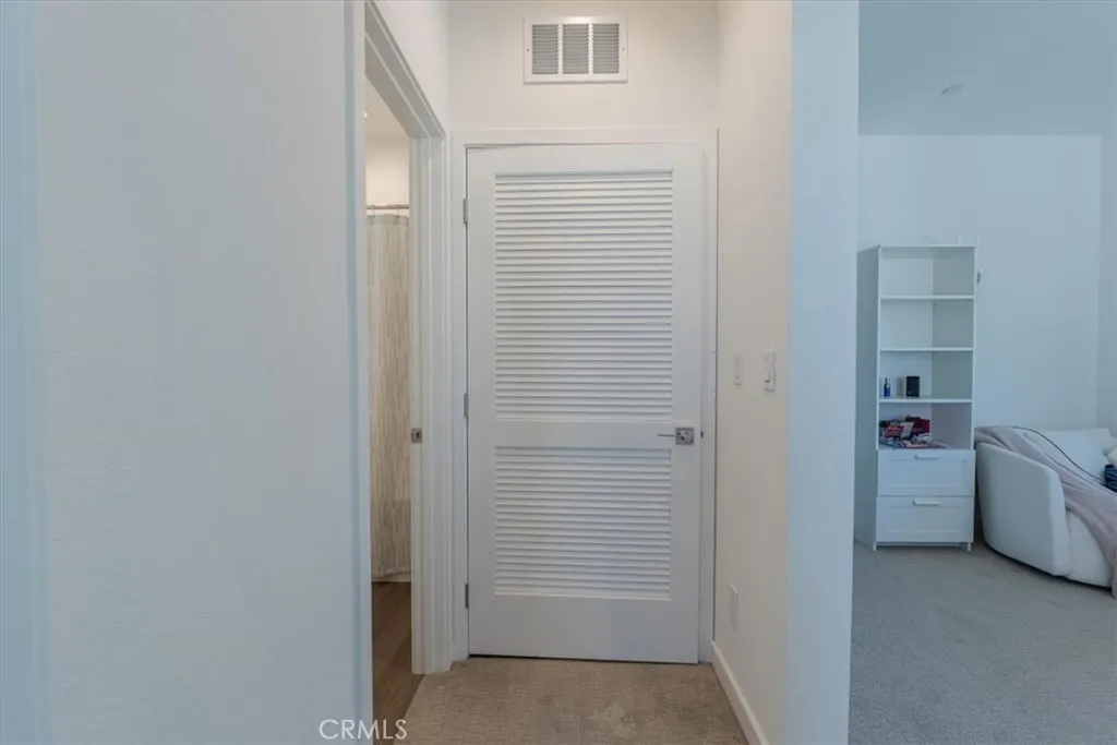 2422 E Encanto Paseo
