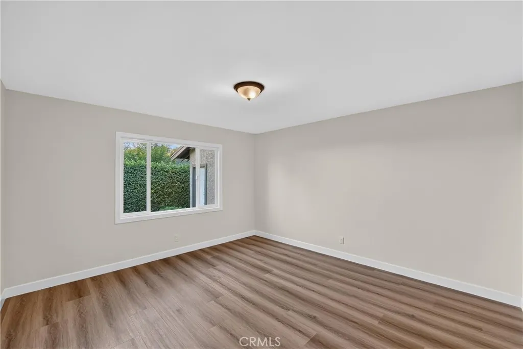 3412 N San Joaquin