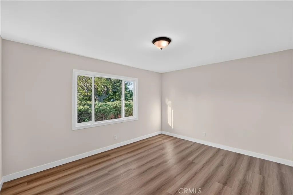 3412 N San Joaquin