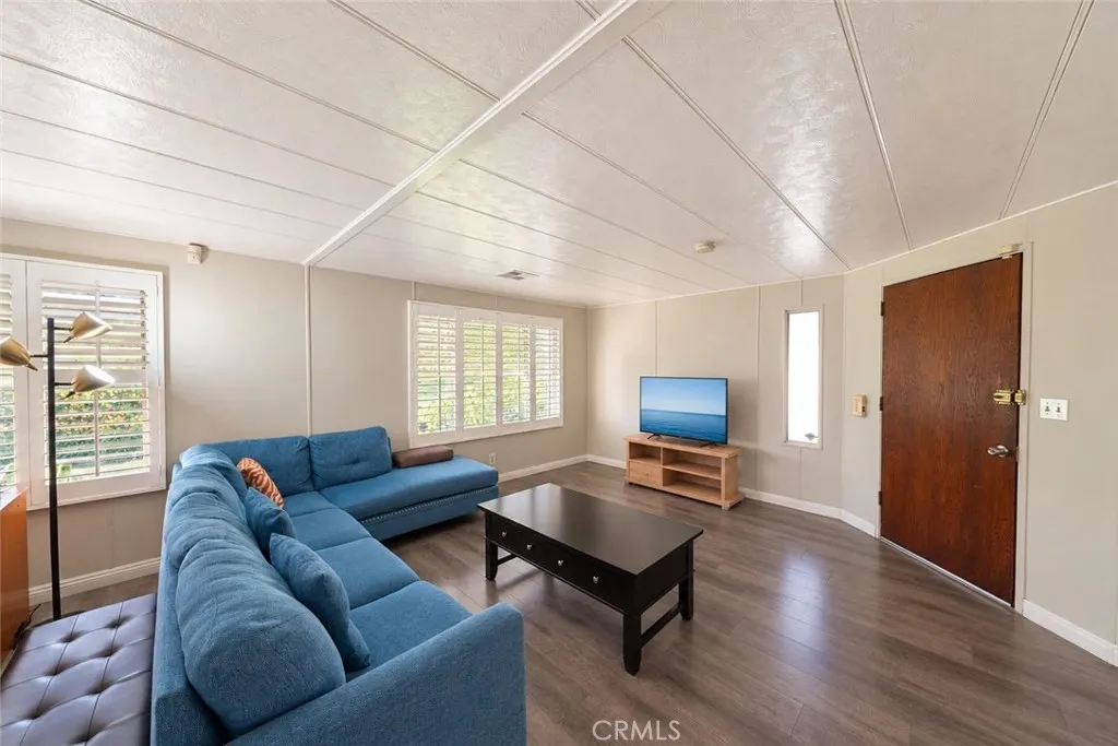 840 E Foothill Boulevard #142