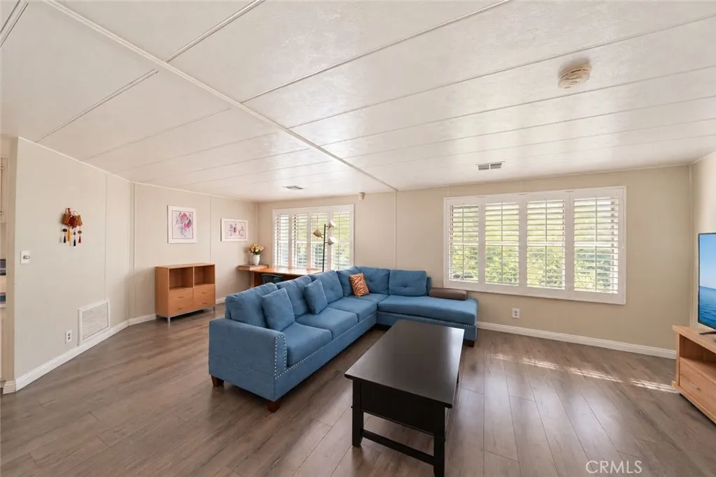 840 E Foothill Boulevard #142