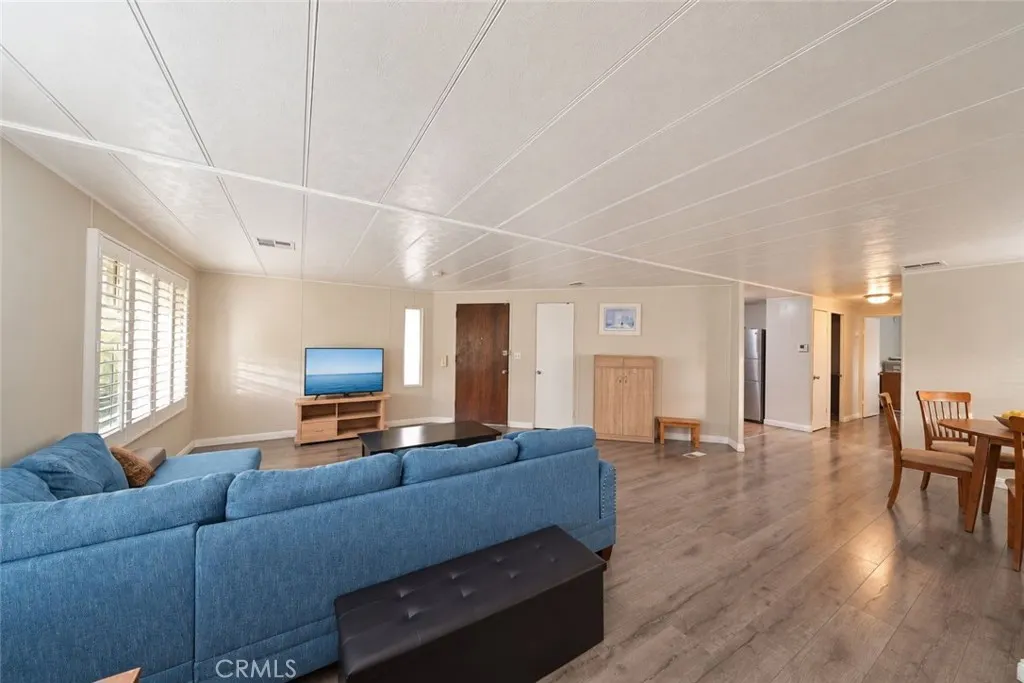 840 E Foothill Boulevard #142