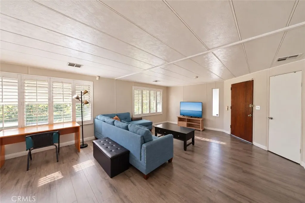 840 E Foothill Boulevard #142