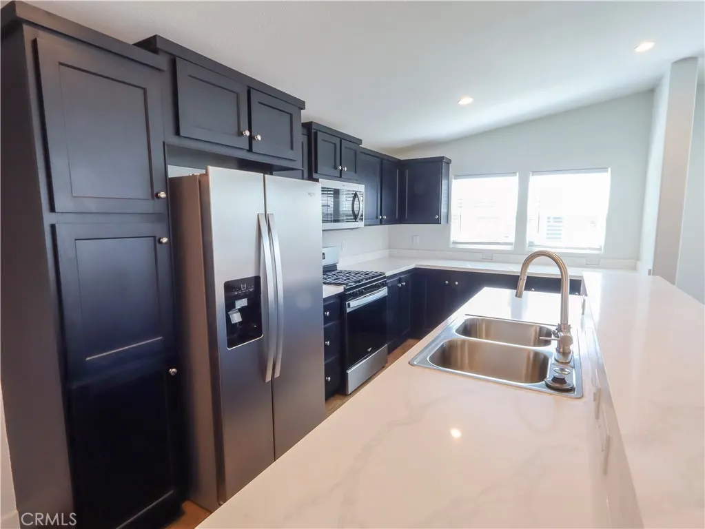 2300 S Sultana #214