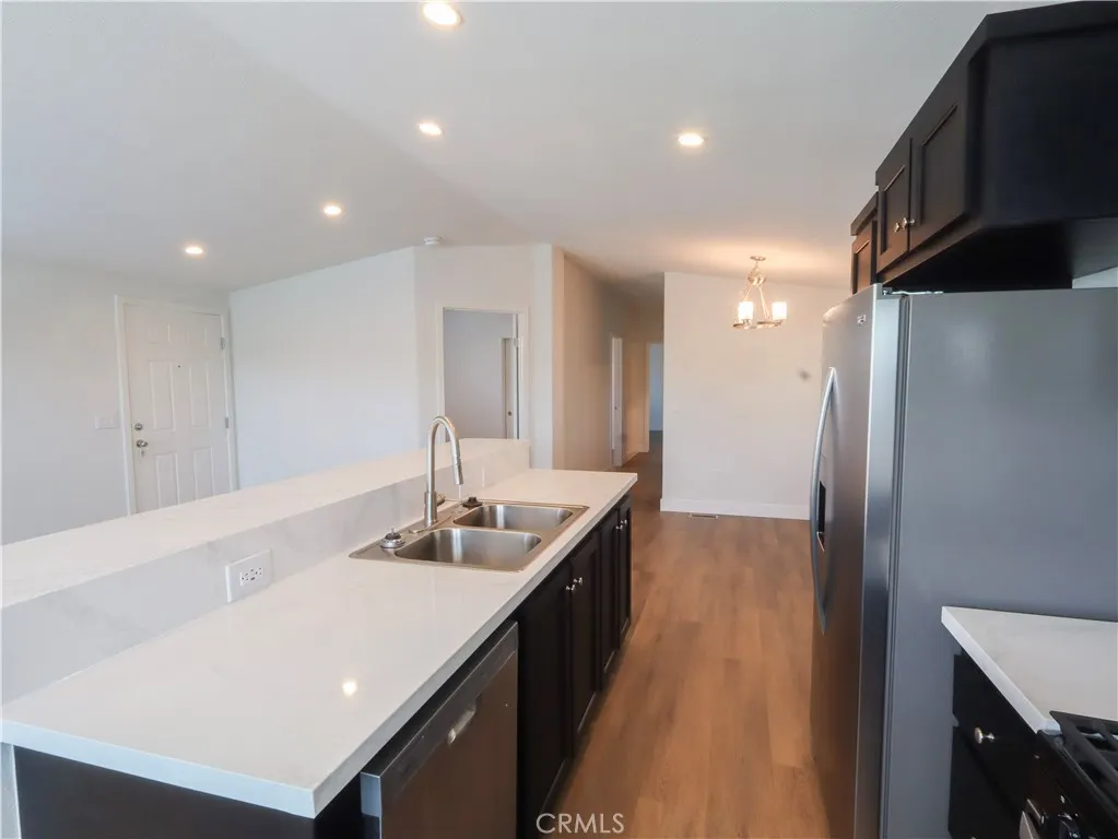 2300 S Sultana #214