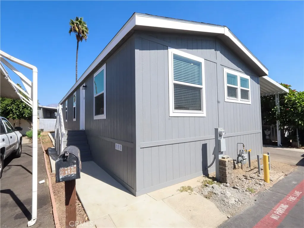 2300 S Sultana #214