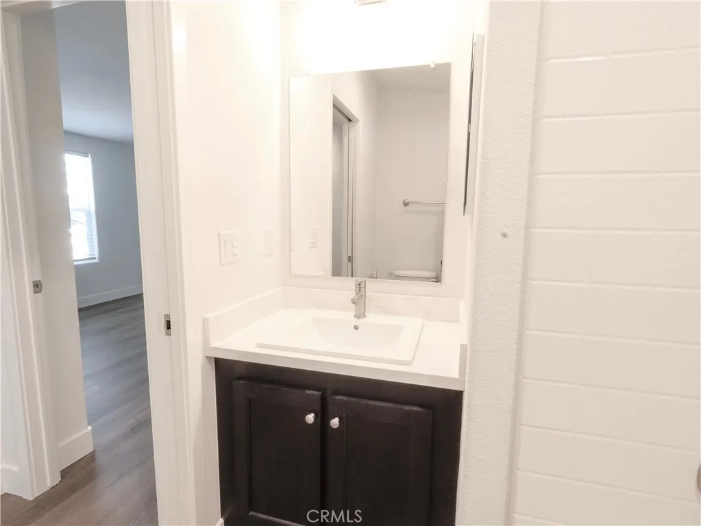 2300 S Sultana #214