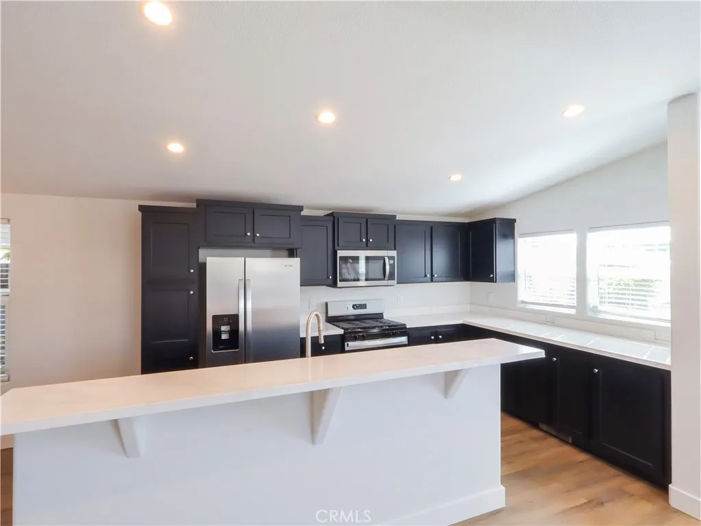 2300 S Sultana #214