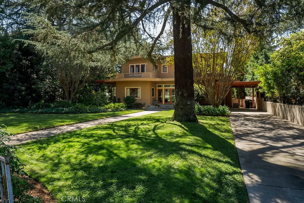 418 E Jefferson