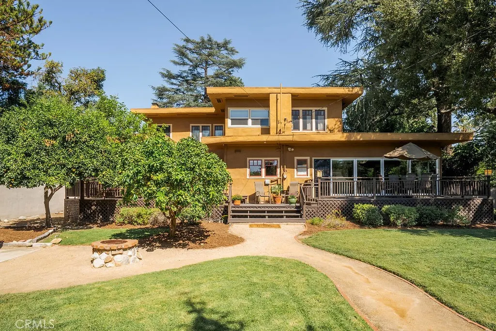 418 E Jefferson