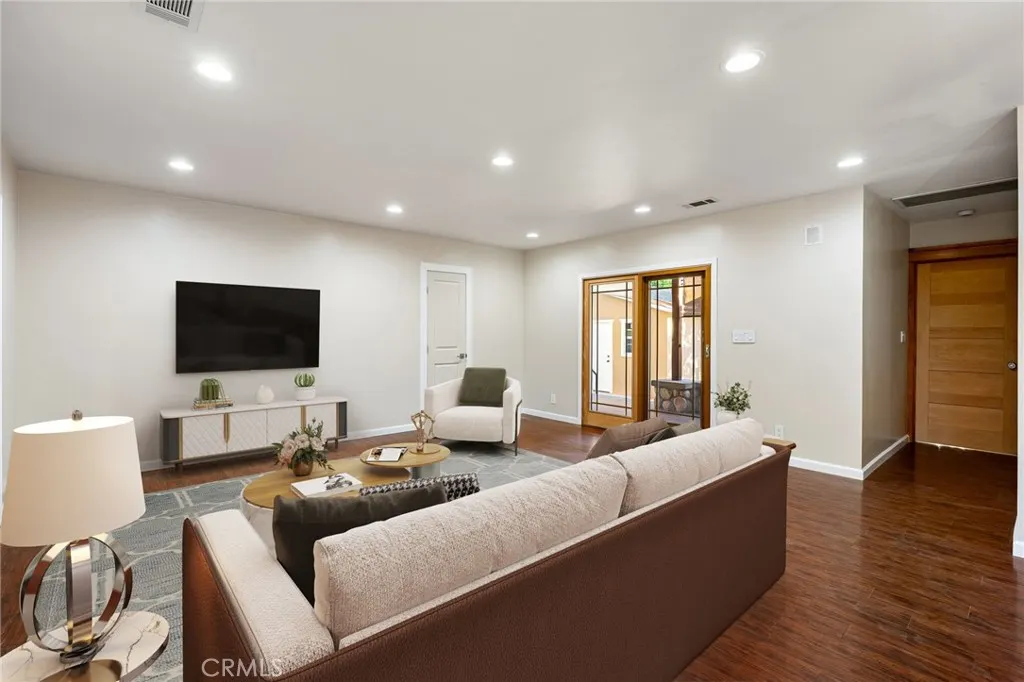 2532 5th Street