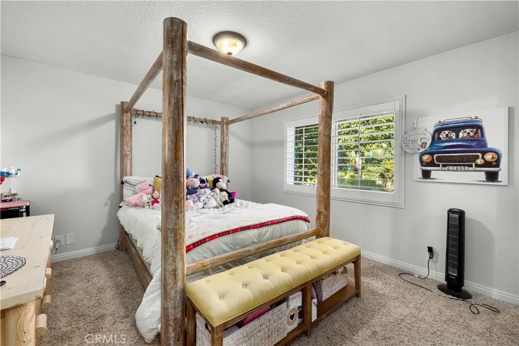 1107 Sandhurst Lane