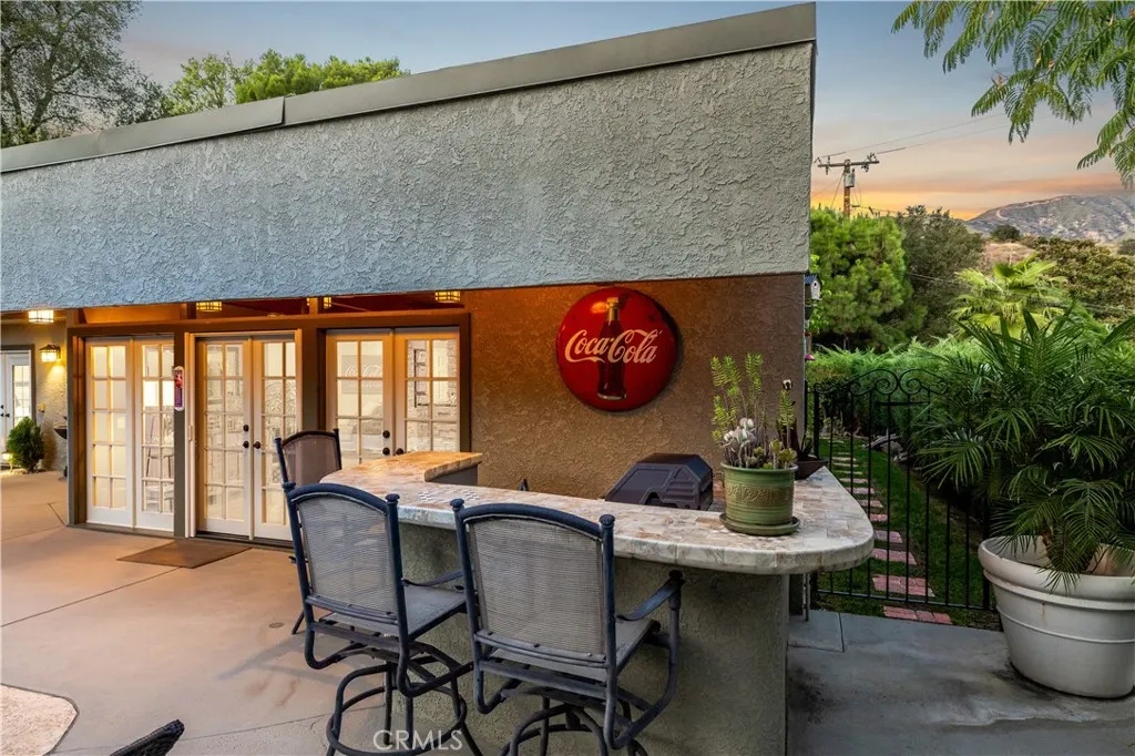 1107 Sandhurst Lane