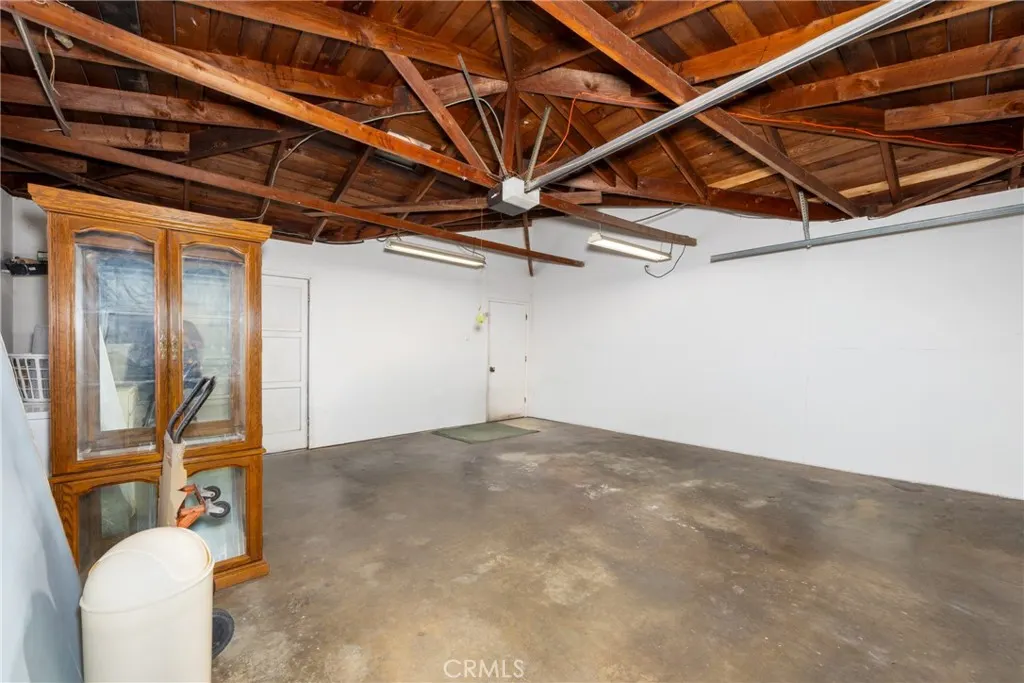 824 E I Street