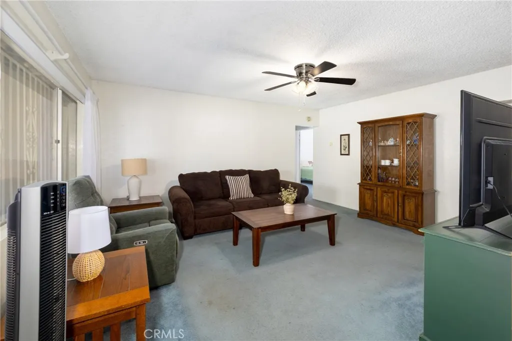 824 E I Street