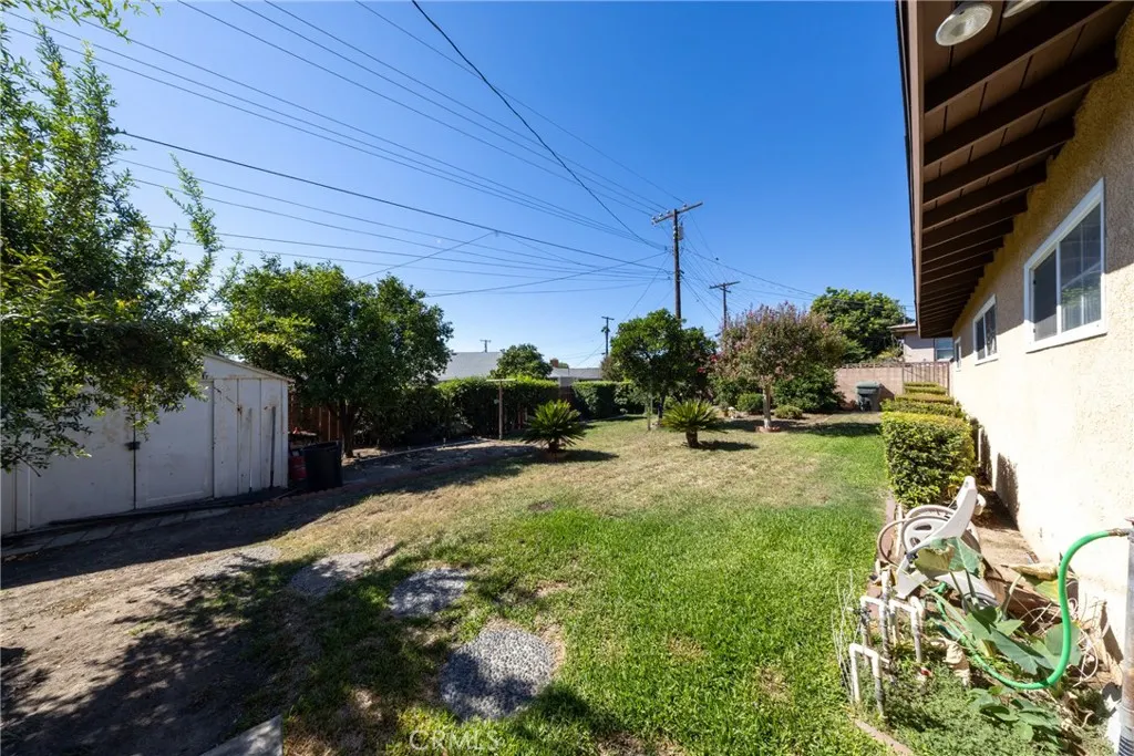824 E I Street