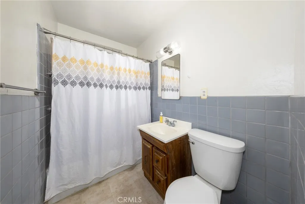 824 E I Street