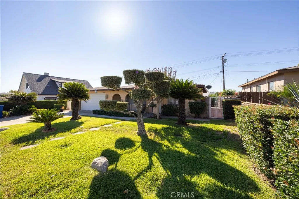 824 E I Street