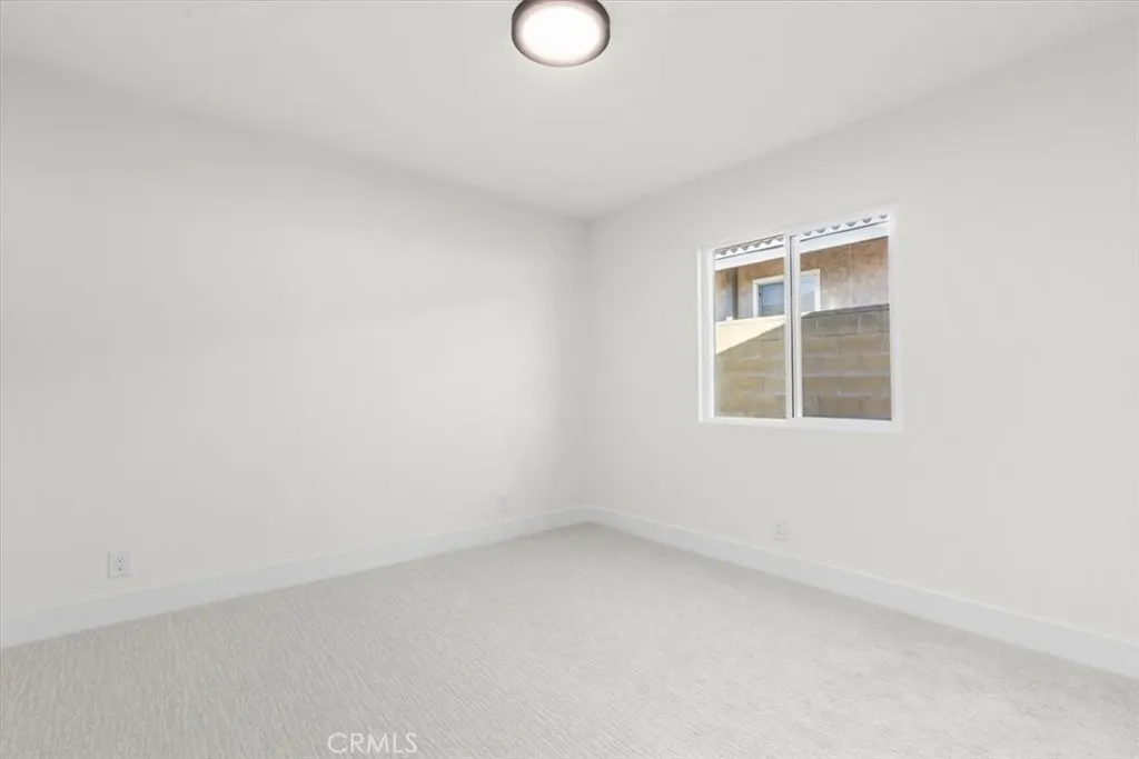525 Fountain Springs