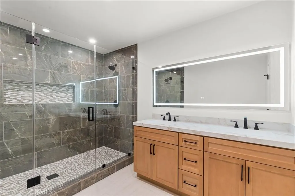 525 Fountain Springs