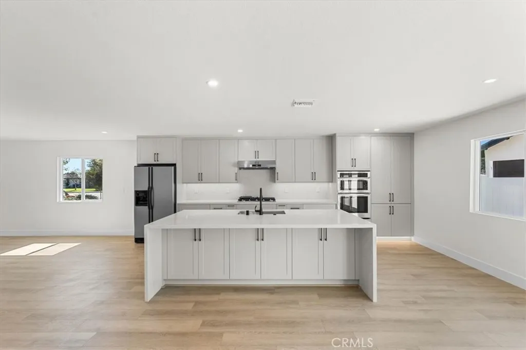 525 Fountain Springs