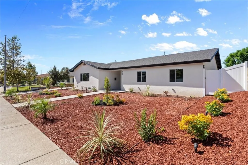 525 Fountain Springs