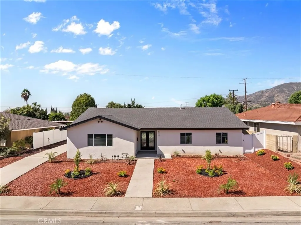 525 Fountain Springs