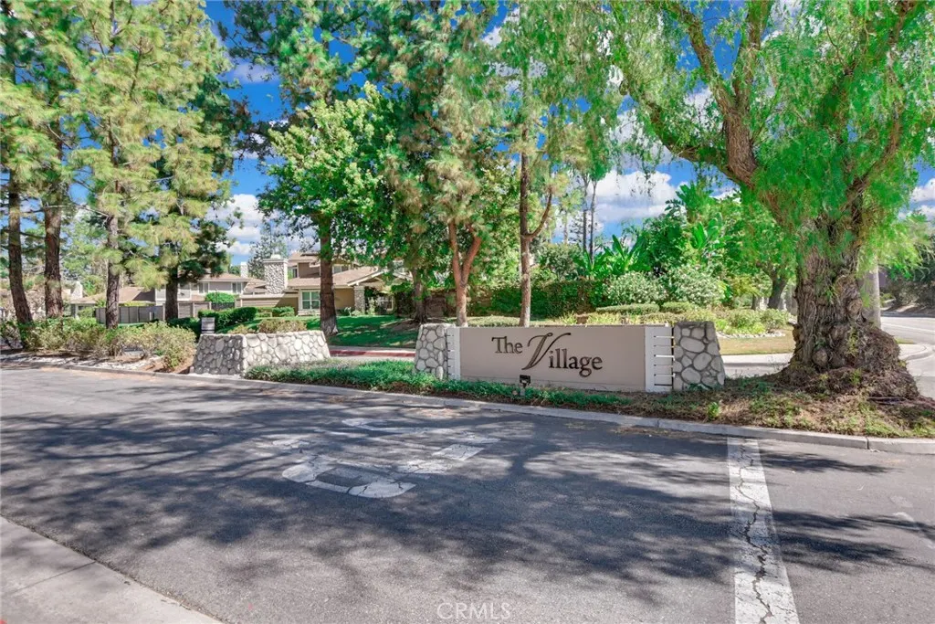 978 Carson Court