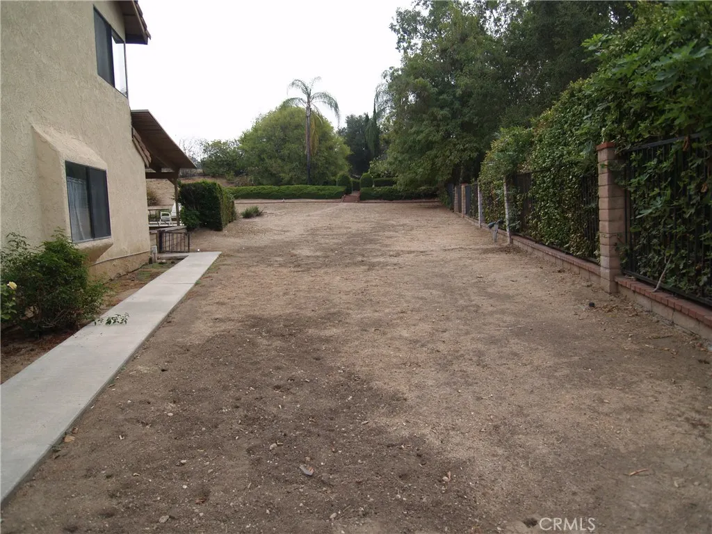 110 Horseshoe Circle