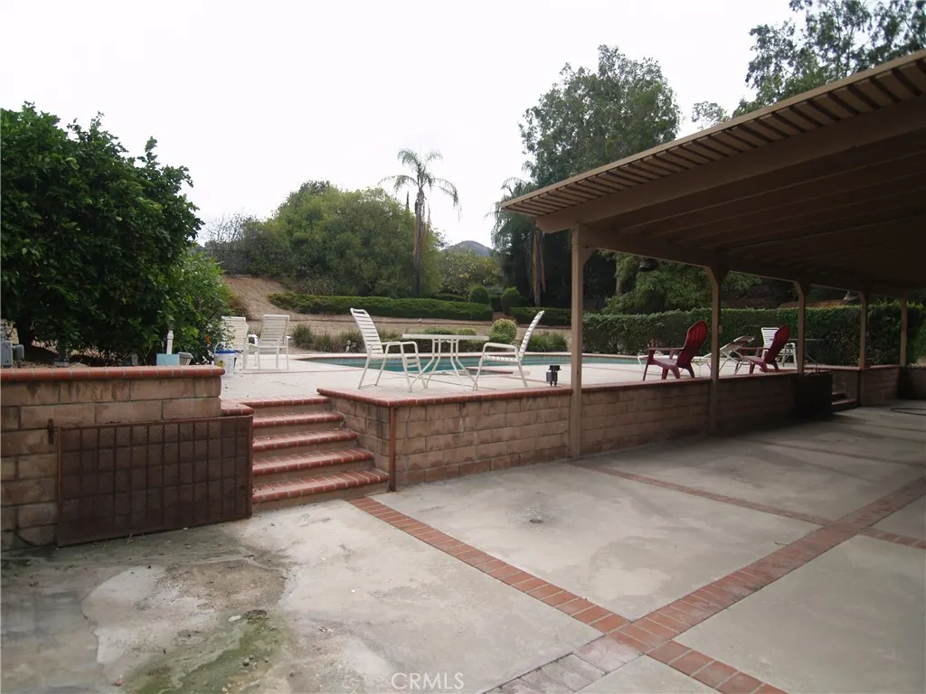 110 Horseshoe Circle