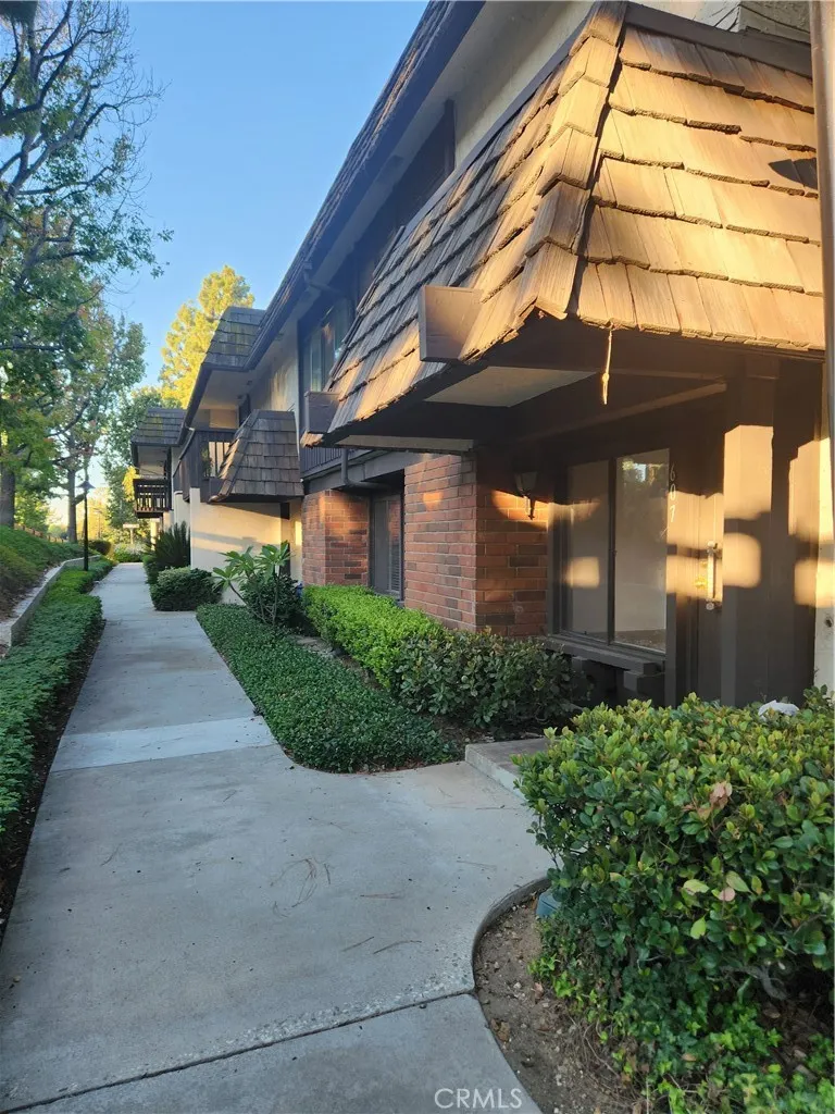 607 Briarwood