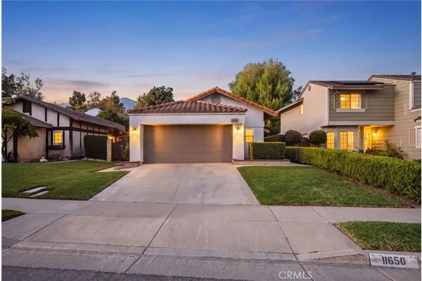 11650 Mount Miriah