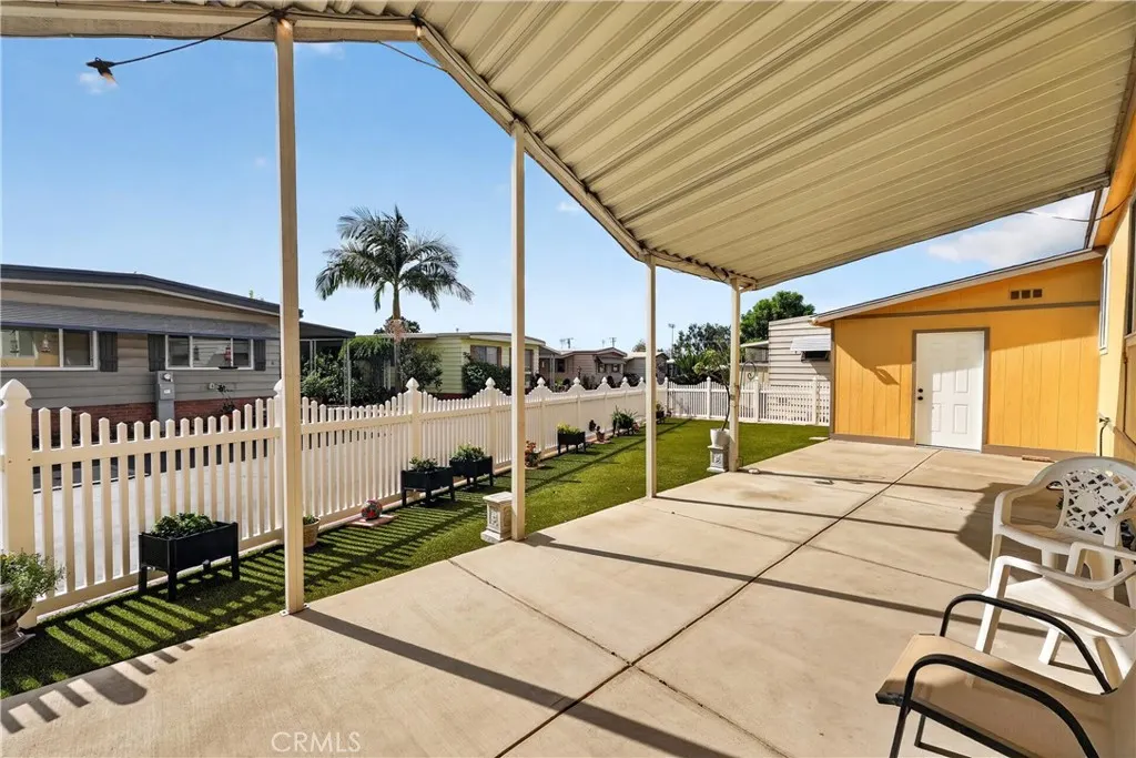 208 S Barranca Avenue
