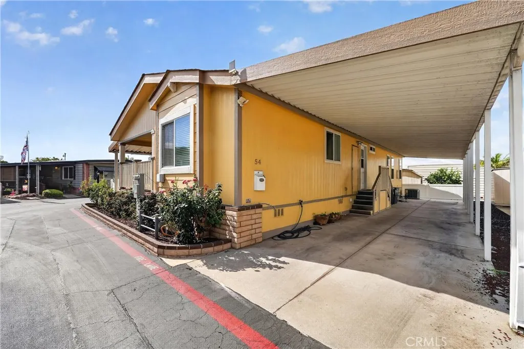 208 S Barranca Avenue