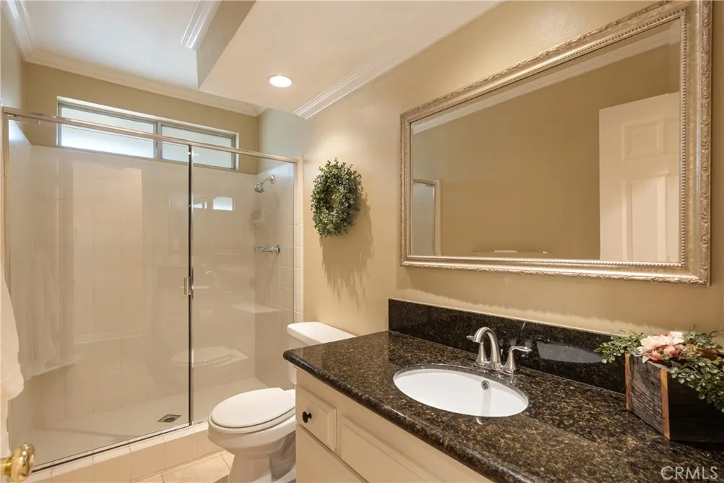 110 Oak Forest Circle