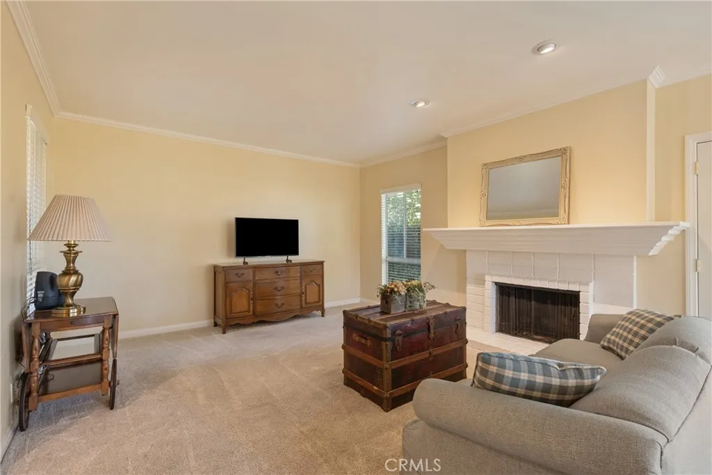 110 Oak Forest Circle