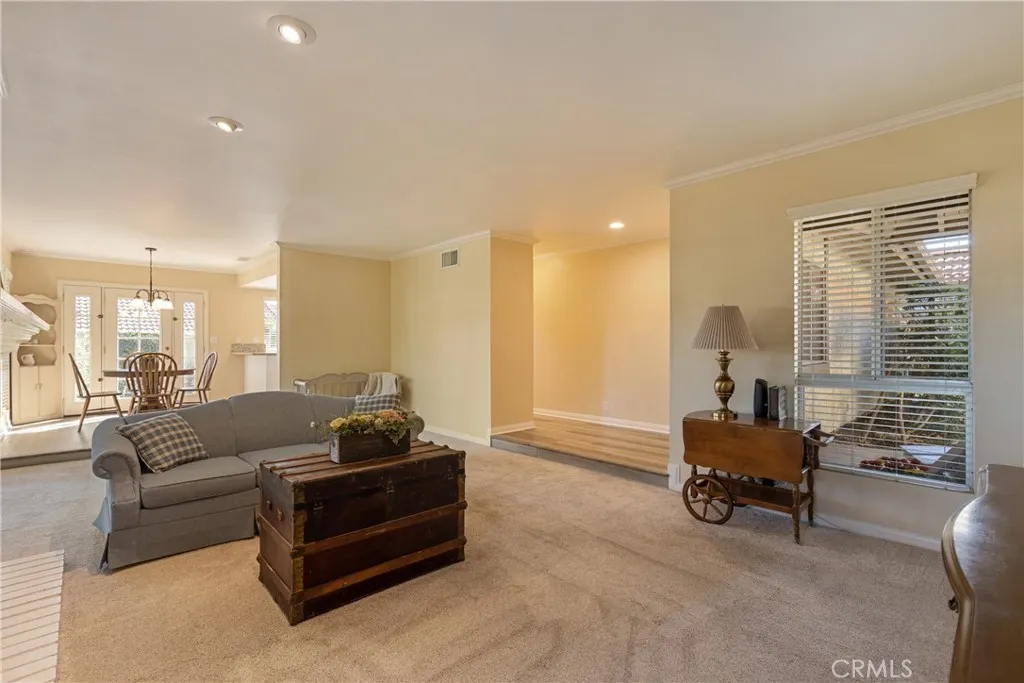 110 Oak Forest Circle