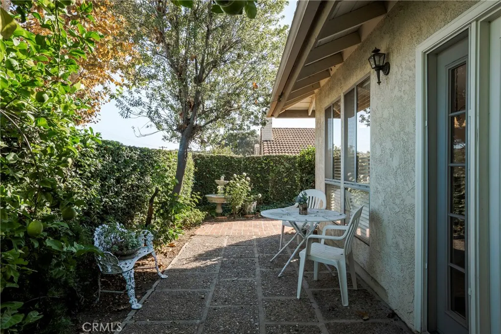 110 Oak Forest Circle