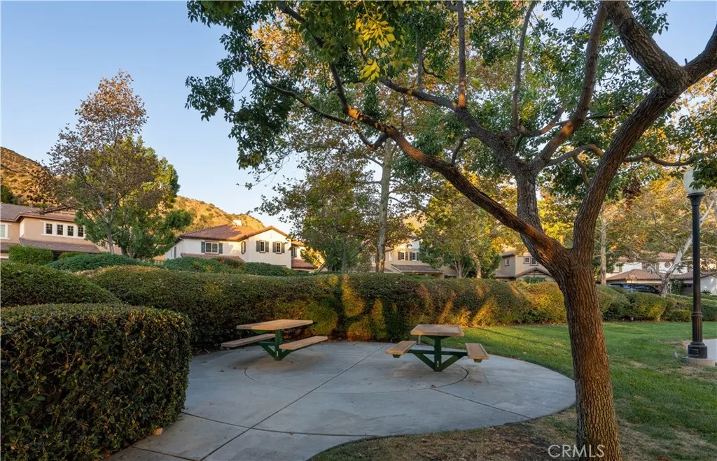 22 Moonridge Court