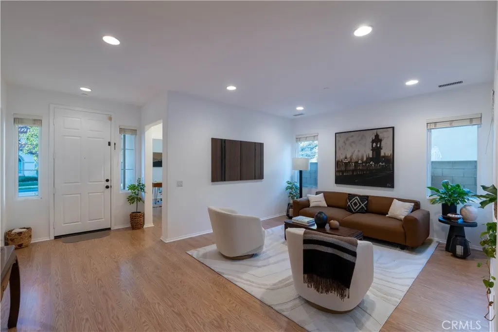 22 Moonridge Court