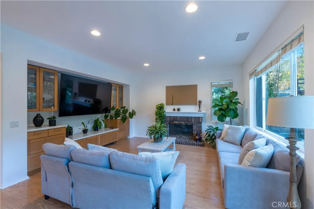 22 Moonridge Court